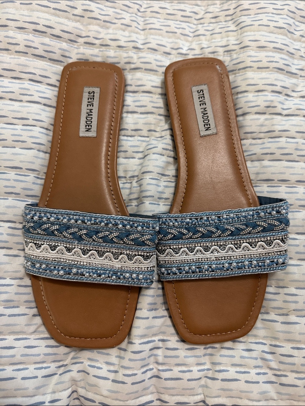 Steve Madden Blue and Tan Embroidered Slide Sandals